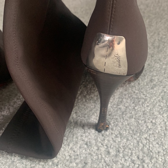 Gorgeous Donald Pliner Boots Size 8 - Picture 3 of 6